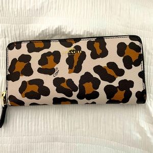 COPY - Coach Ocelot Wallet